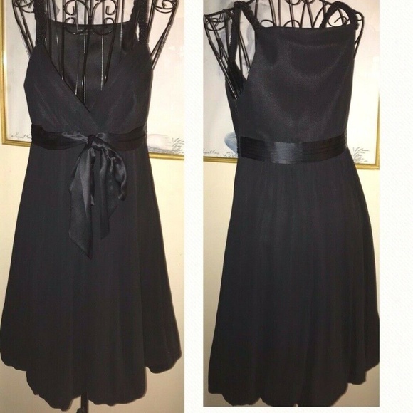 BCBGMAXAZRIA BLACK SILK COCKTAIL DRESS~BUBBLE HEM SKIRT~BEADED STRAPS~TIE BELT~2 - Picture 1 of 7